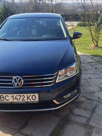 Синий Фольксваген Пассат, объемом двигателя 1.97 л и пробегом 350 тыс. км за 9000 $, фото 1 на Automoto.ua