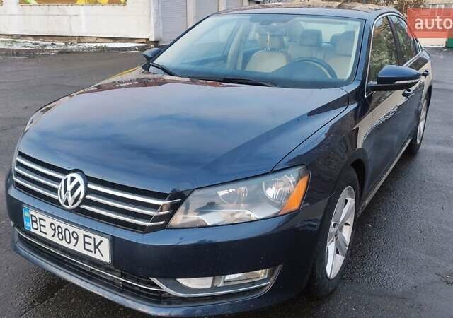 Синій Фольксваген Пассат, об'ємом двигуна 2.5 л та пробігом 241 тис. км за 11200 $, фото 1 на Automoto.ua