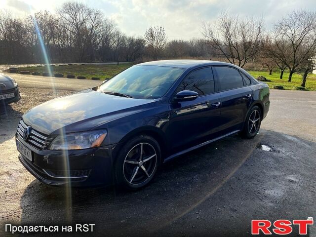 Синий Фольксваген Пассат, объемом двигателя 2.5 л и пробегом 18800 тыс. км за 9400 $, фото 1 на Automoto.ua