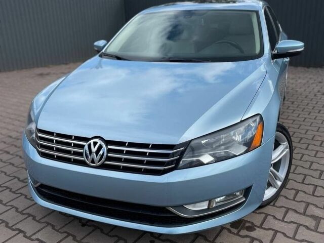 Синий Фольксваген Пассат, объемом двигателя 2 л и пробегом 234 тыс. км за 11500 $, фото 1 на Automoto.ua