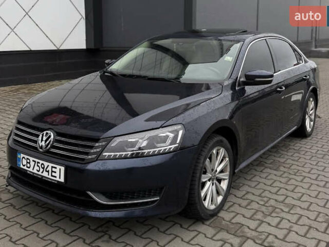 Синій Фольксваген Пассат, об'ємом двигуна 2 л та пробігом 222 тис. км за 10500 $, фото 1 на Automoto.ua