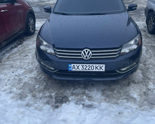 Синий Фольксваген Пассат, объемом двигателя 2.48 л и пробегом 243 тыс. км за 9600 $, фото 1 на Automoto.ua