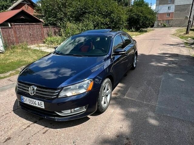 Синій Фольксваген Пассат, об'ємом двигуна 2.48 л та пробігом 241 тис. км за 9700 $, фото 1 на Automoto.ua