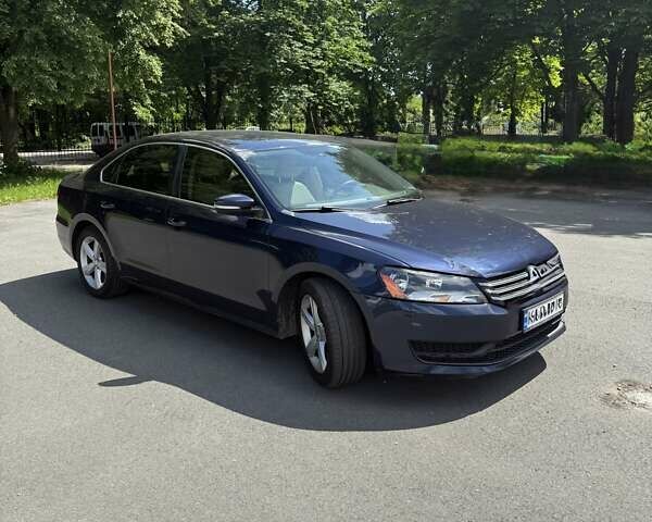 Синій Фольксваген Пассат, об'ємом двигуна 2.48 л та пробігом 237 тис. км за 9000 $, фото 1 на Automoto.ua