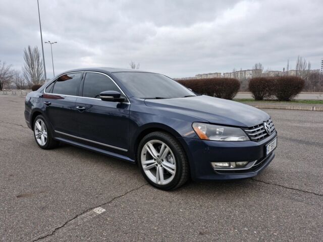 Синий Фольксваген Пассат, объемом двигателя 2 л и пробегом 198 тыс. км за 10500 $, фото 1 на Automoto.ua