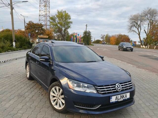 Синий Фольксваген Пассат, объемом двигателя 2.5 л и пробегом 305 тыс. км за 7800 $, фото 1 на Automoto.ua