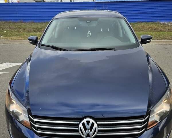 Синий Фольксваген Пассат, объемом двигателя 1.8 л и пробегом 190 тыс. км за 12200 $, фото 1 на Automoto.ua