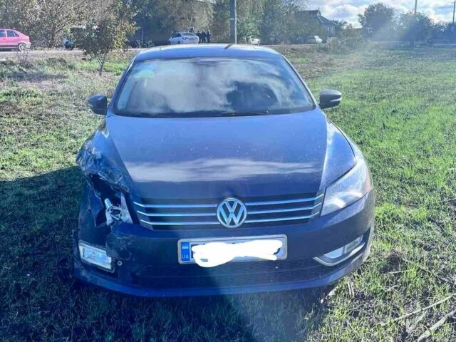 Синій Фольксваген Пассат, об'ємом двигуна 2.5 л та пробігом 265 тис. км за 7000 $, фото 1 на Automoto.ua