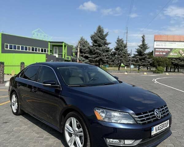 Синій Фольксваген Пассат, об'ємом двигуна 1.97 л та пробігом 270 тис. км за 11000 $, фото 1 на Automoto.ua