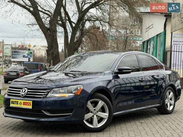 Синій Фольксваген Пассат, об'ємом двигуна 1.8 л та пробігом 220 тис. км за 9999 $, фото 1 на Automoto.ua