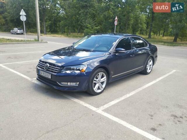Синий Фольксваген Пассат, объемом двигателя 1.8 л и пробегом 173 тыс. км за 12500 $, фото 1 на Automoto.ua