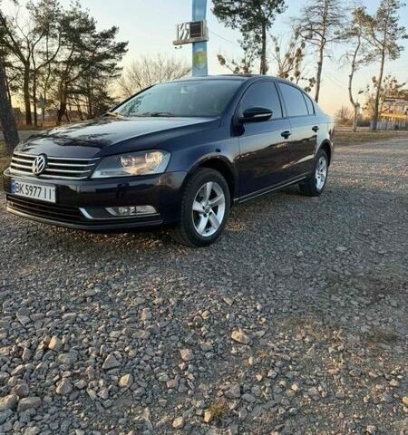 Синій Фольксваген Пассат, об'ємом двигуна 1.6 л та пробігом 267 тис. км за 9500 $, фото 1 на Automoto.ua