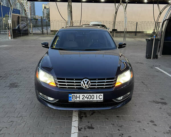Синий Фольксваген Пассат, объемом двигателя 1.97 л и пробегом 206 тыс. км за 12500 $, фото 1 на Automoto.ua