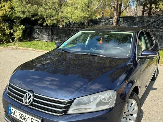 Синій Фольксваген Пассат, об'ємом двигуна 1.97 л та пробігом 250 тис. км за 9000 $, фото 1 на Automoto.ua