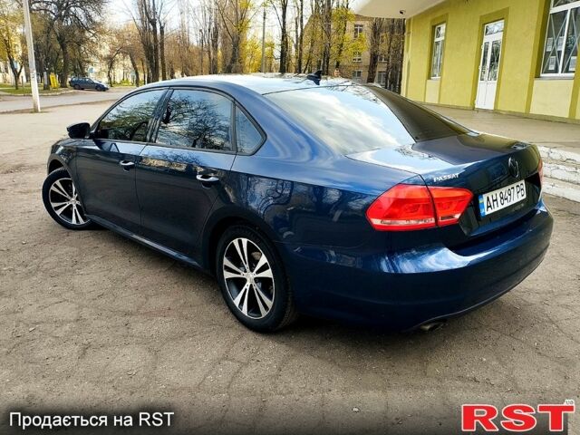 Синий Фольксваген Пассат, объемом двигателя 1.8 л и пробегом 155 тыс. км за 9500 $, фото 1 на Automoto.ua