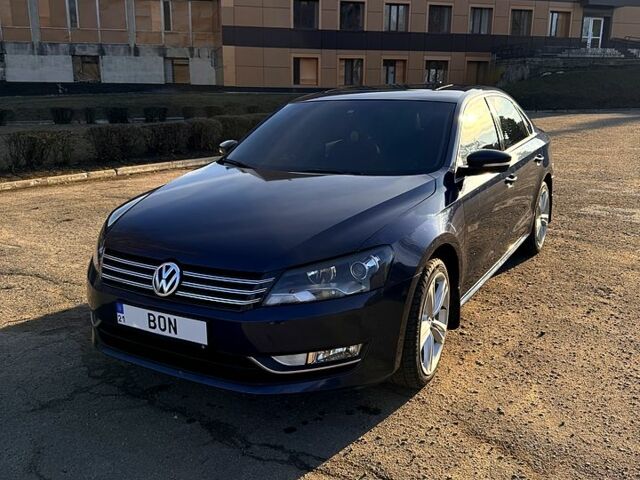 Синий Фольксваген Пассат, объемом двигателя 18 л и пробегом 152 тыс. км за 11500 $, фото 1 на Automoto.ua