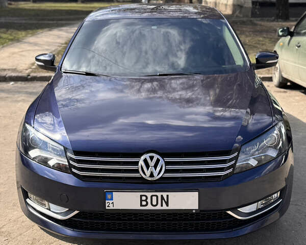 Синий Фольксваген Пассат, объемом двигателя 1.8 л и пробегом 156 тыс. км за 12200 $, фото 1 на Automoto.ua