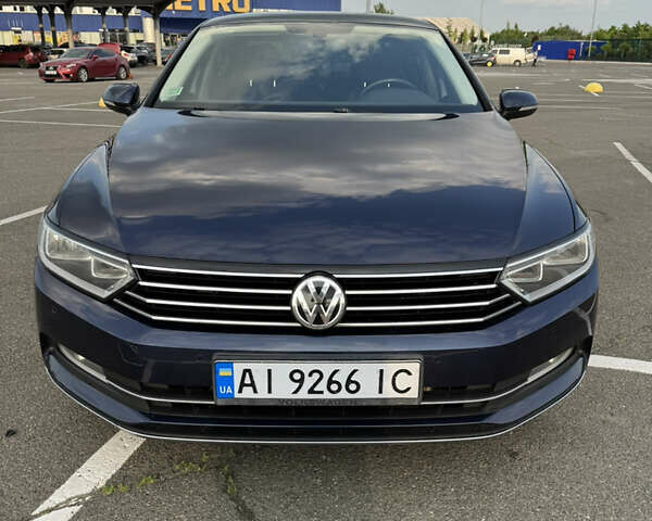 Синий Фольксваген Пассат, объемом двигателя 1.97 л и пробегом 266 тыс. км за 14700 $, фото 1 на Automoto.ua