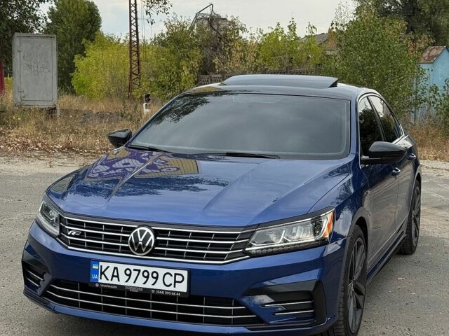 Синій Фольксваген Пассат, об'ємом двигуна 1.8 л та пробігом 129 тис. км за 14500 $, фото 1 на Automoto.ua