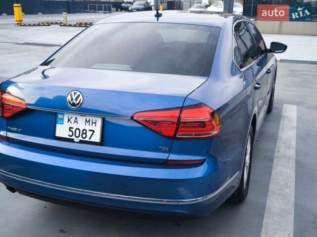 Синий Фольксваген Пассат, объемом двигателя 1.8 л и пробегом 149 тыс. км за 14200 $, фото 1 на Automoto.ua
