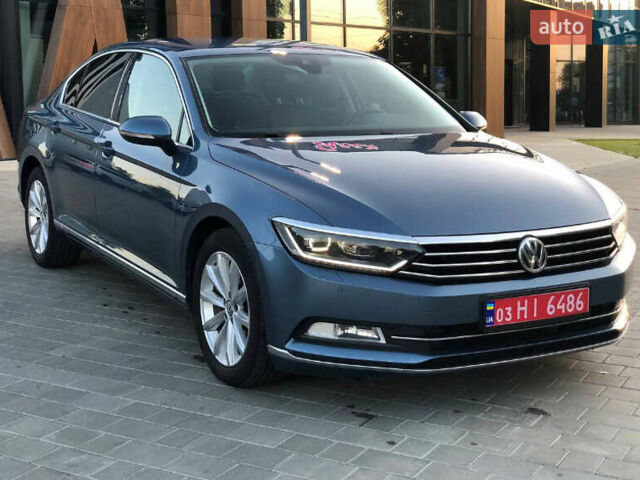 Синій Фольксваген Пассат, об'ємом двигуна 2 л та пробігом 263 тис. км за 16200 $, фото 1 на Automoto.ua