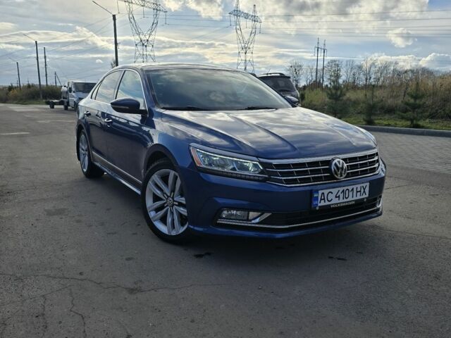 Фольксваген Пассат 2016 в Камень-Каширский на Automoto.ua Синий Фольксваген Пассат, объемом двигателя 1 л и пробегом 255 тыс. км за 11900 $, фото 1 на Automoto.ua