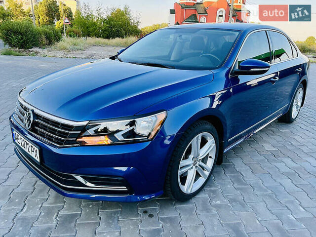 Синий Фольксваген Пассат, объемом двигателя 1.8 л и пробегом 119 тыс. км за 13399 $, фото 1 на Automoto.ua