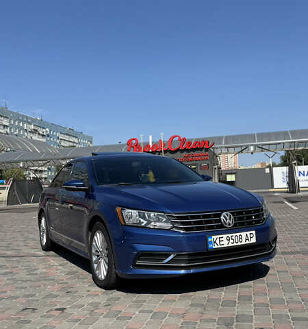 Синий Фольксваген Пассат, объемом двигателя 1.8 л и пробегом 160 тыс. км за 14500 $, фото 1 на Automoto.ua