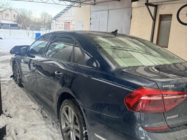 Синій Фольксваген Пассат, об'ємом двигуна 2 л та пробігом 120 тис. км за 6000 $, фото 1 на Automoto.ua