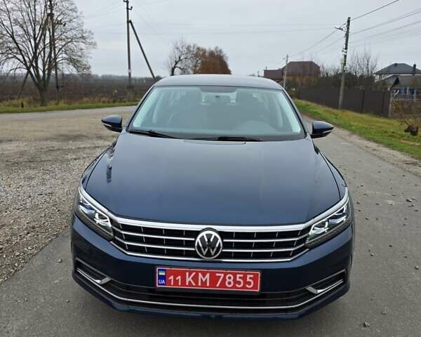 Синий Фольксваген Пассат, объемом двигателя 2 л и пробегом 80 тыс. км за 13600 $, фото 1 на Automoto.ua