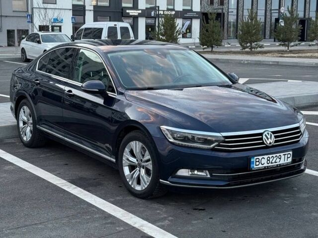 Синій Фольксваген Пассат, об'ємом двигуна 2 л та пробігом 240 тис. км за 18300 $, фото 1 на Automoto.ua