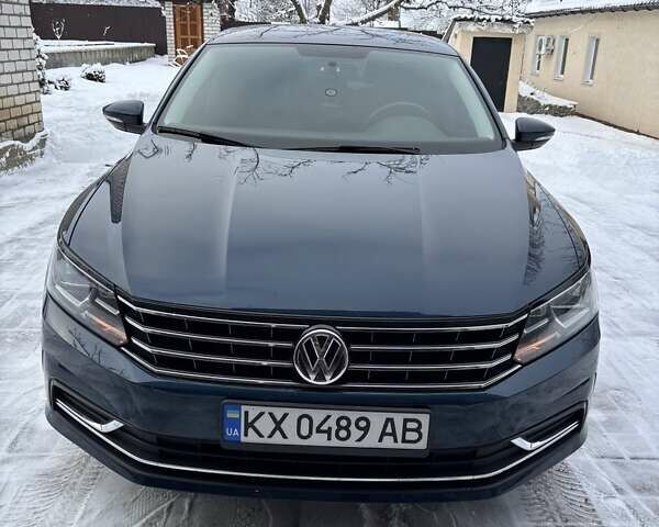 Синий Фольксваген Пассат, объемом двигателя 1.98 л и пробегом 75 тыс. км за 16000 $, фото 1 на Automoto.ua