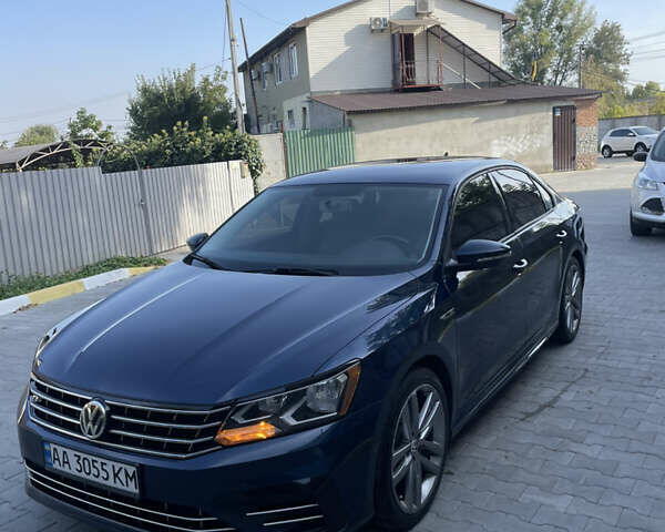 Синий Фольксваген Пассат, объемом двигателя 1.98 л и пробегом 110 тыс. км за 15000 $, фото 1 на Automoto.ua