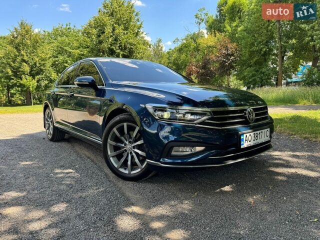 Синий Фольксваген Пассат, объемом двигателя 1.97 л и пробегом 228 тыс. км за 22850 $, фото 1 на Automoto.ua
