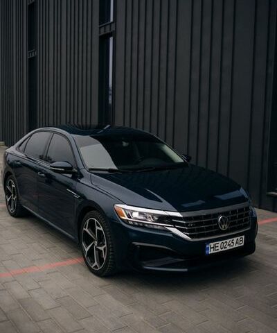 Синій Фольксваген Пассат, об'ємом двигуна 1.98 л та пробігом 42 тис. км за 20600 $, фото 1 на Automoto.ua