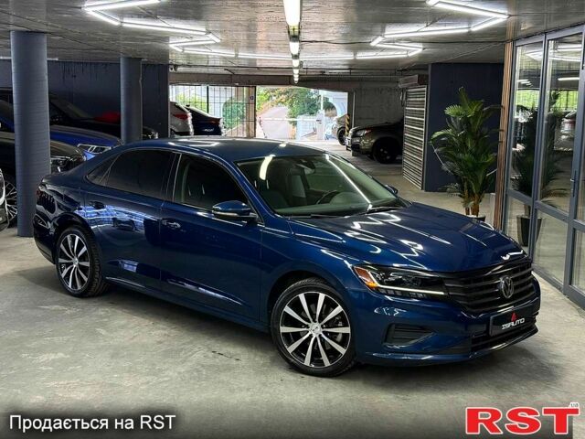 Синій Фольксваген Пассат, об'ємом двигуна 2 л та пробігом 101 тис. км за 16300 $, фото 1 на Automoto.ua