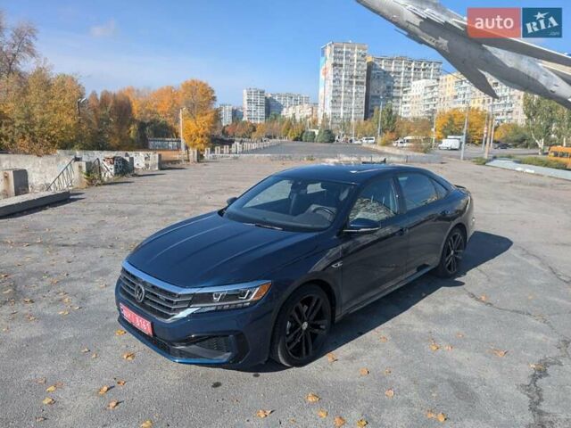 Синій Фольксваген Пассат, об'ємом двигуна 0 л та пробігом 100 тис. км за 19500 $, фото 1 на Automoto.ua