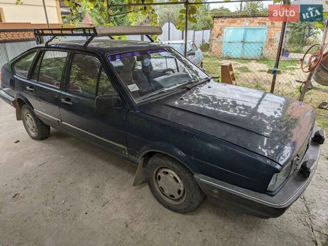 Синий Фольксваген Пассат, объемом двигателя 1.6 л и пробегом 200 тыс. км за 1700 $, фото 1 на Automoto.ua