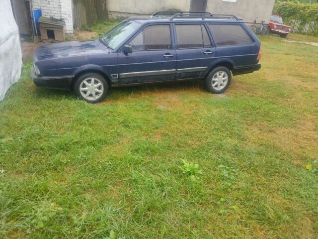 Синій Фольксваген Пассат, об'ємом двигуна 1.6 л та пробігом 3 тис. км за 850 $, фото 1 на Automoto.ua