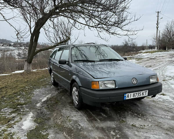 Синий Фольксваген Пассат, объемом двигателя 1.9 л и пробегом 310 тыс. км за 2100 $, фото 1 на Automoto.ua