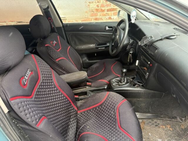 Синій Фольксваген Пассат, об'ємом двигуна 1.8 л та пробігом 1 тис. км за 499 $, фото 1 на Automoto.ua