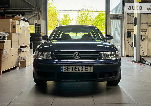 Синій Фольксваген Пассат, об'ємом двигуна 1.78 л та пробігом 320 тис. км за 5300 $, фото 1 на Automoto.ua