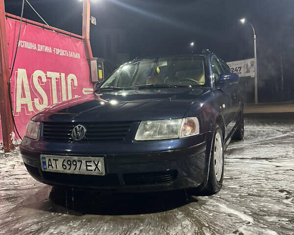 Синий Фольксваген Пассат, объемом двигателя 1.9 л и пробегом 330 тыс. км за 3800 $, фото 1 на Automoto.ua