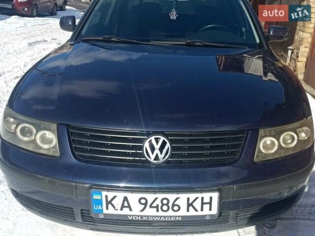 Синий Фольксваген Пассат, объемом двигателя 1.78 л и пробегом 340 тыс. км за 3695 $, фото 1 на Automoto.ua