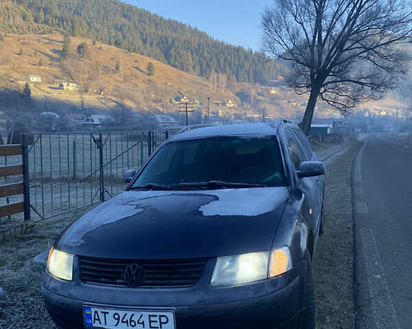 Синий Фольксваген Пассат, объемом двигателя 1.9 л и пробегом 427 тыс. км за 2800 $, фото 1 на Automoto.ua