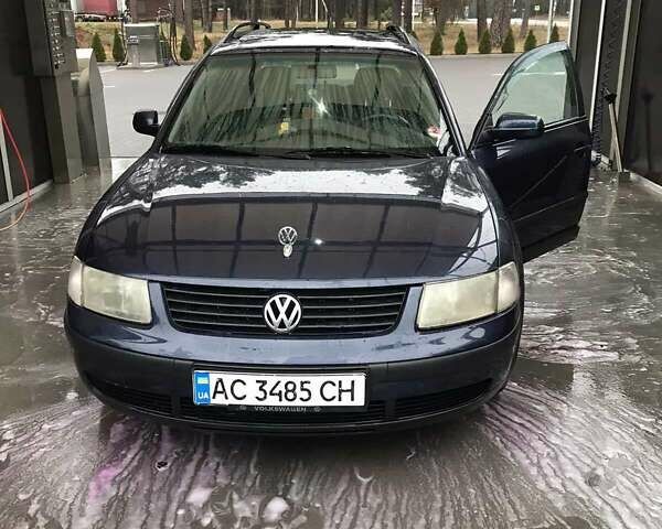 Синій Фольксваген Пассат, об'ємом двигуна 1.9 л та пробігом 350 тис. км за 3900 $, фото 1 на Automoto.ua