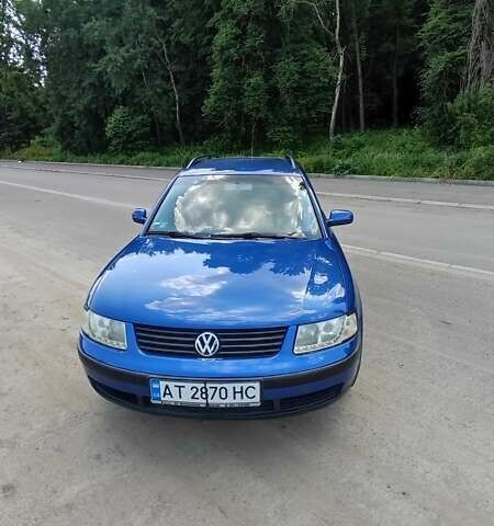 Синий Фольксваген Пассат, объемом двигателя 1.6 л и пробегом 280 тыс. км за 3000 $, фото 1 на Automoto.ua