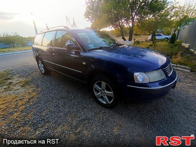 Синій Фольксваген Пассат, об'ємом двигуна 1.9 л та пробігом 333 тис. км за 3000 $, фото 1 на Automoto.ua