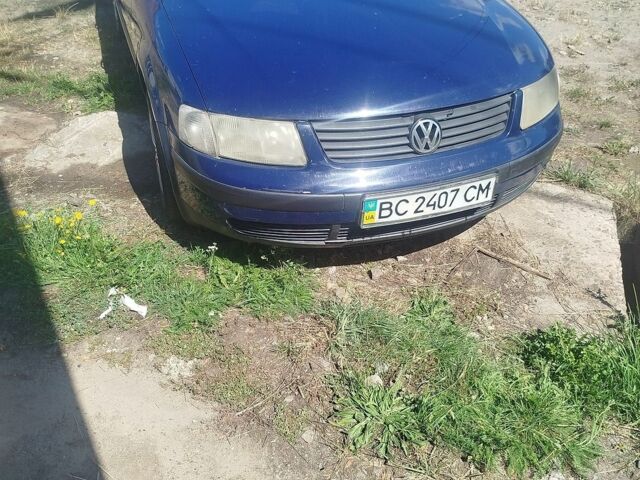Синій Фольксваген Пассат, об'ємом двигуна 1.9 л та пробігом 289 тис. км за 2400 $, фото 1 на Automoto.ua