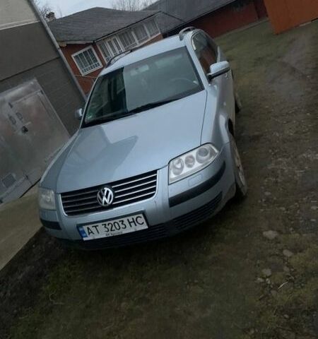 Синій Фольксваген Пассат, об'ємом двигуна 1.6 л та пробігом 180 тис. км за 4000 $, фото 1 на Automoto.ua